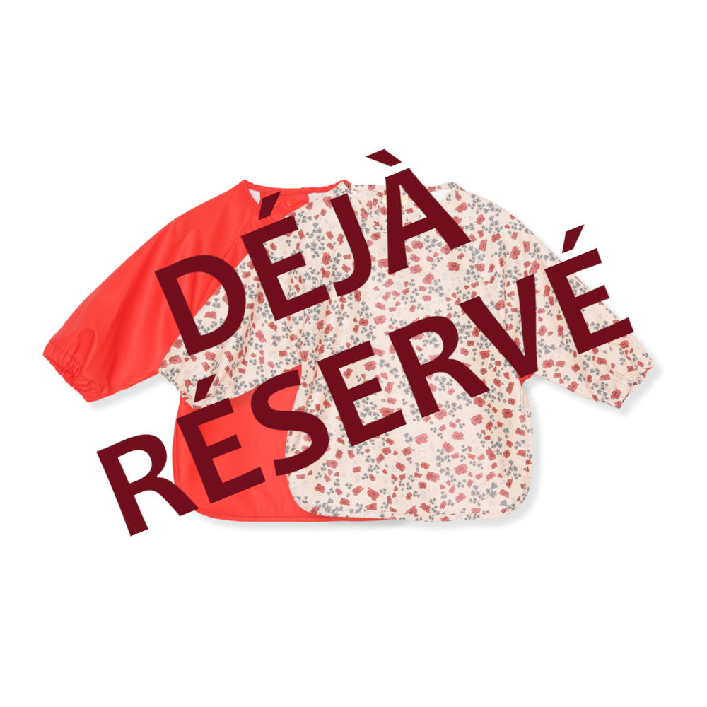4-5 bavoirs avec manches DÉJÀ RÉSERVÉ
